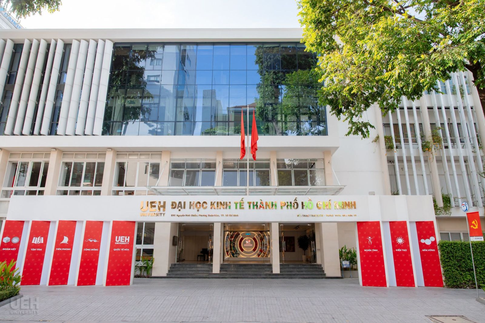 [UEH 50 năm] Chính thức khởi động chuỗi 22 hoạt động trọng điểm: Đánh thức di sản nội lực – Định hình chiến lược tương lai